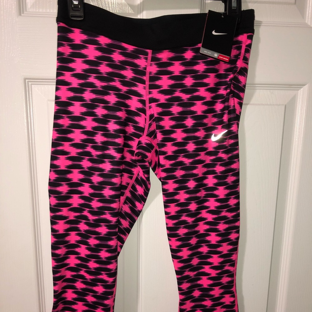 Pink Nike Dri-Fit Cropped Leggings
